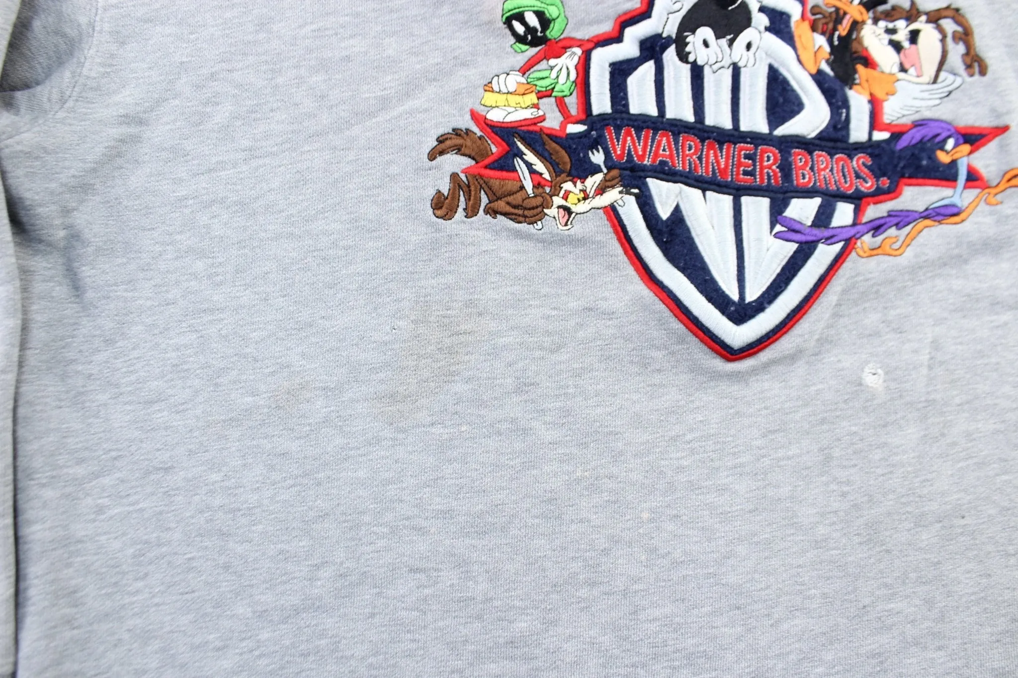 2001 Warner Bros Embroidered Looney Tunes Crew Sweatshirt